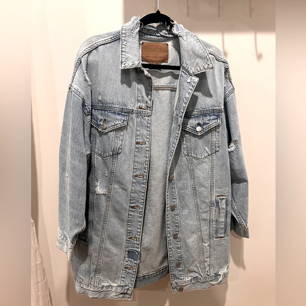 American Eagle oversized long denim jacket with distressing size medium M